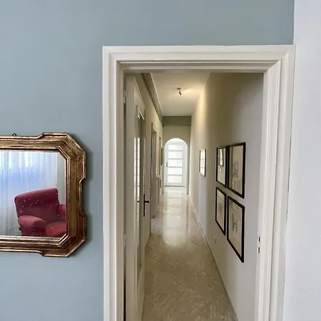Apartment 4 Balconi House-elegante Dimora Nel Centro Storico *