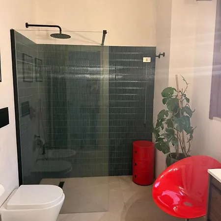 4 Balconi House-elegante Dimora Nel Centro Storico