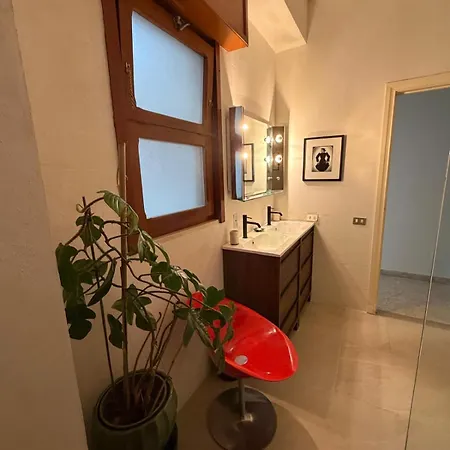 4 Balconi House-elegante Dimora Nel Centro Storico